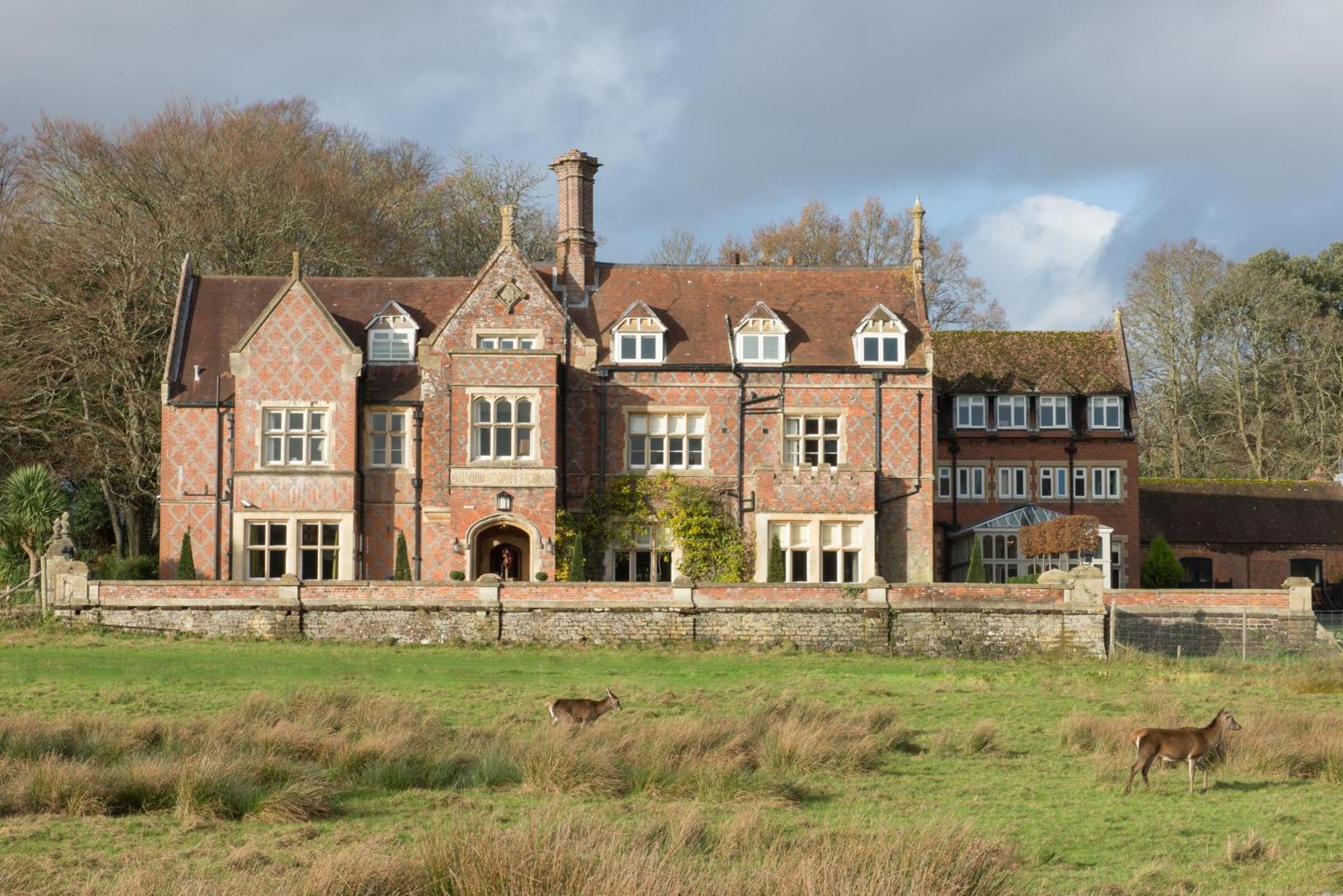 فندق Burley Manor المظهر الخارجي الصورة